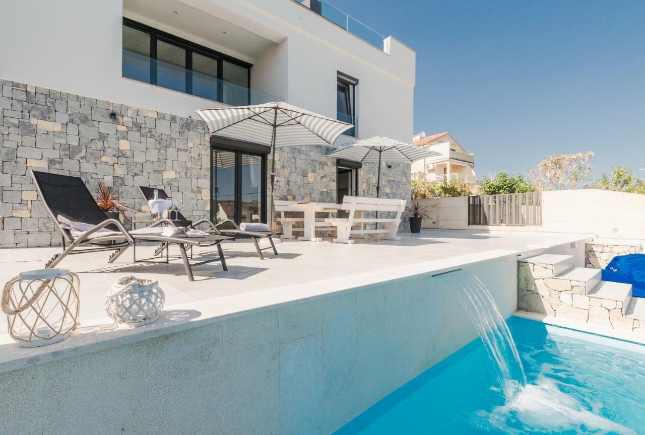 Sun & Sea Villa คอร์นิช ภายนอก รูปภาพ